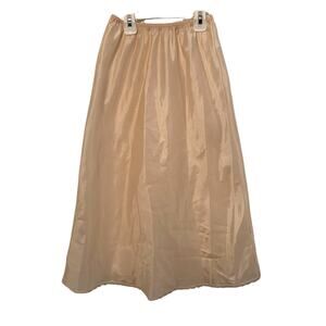 Vintage 1970’s Slip Skirt Warners Perfect Measure Grannycore Retro Cottagecore S